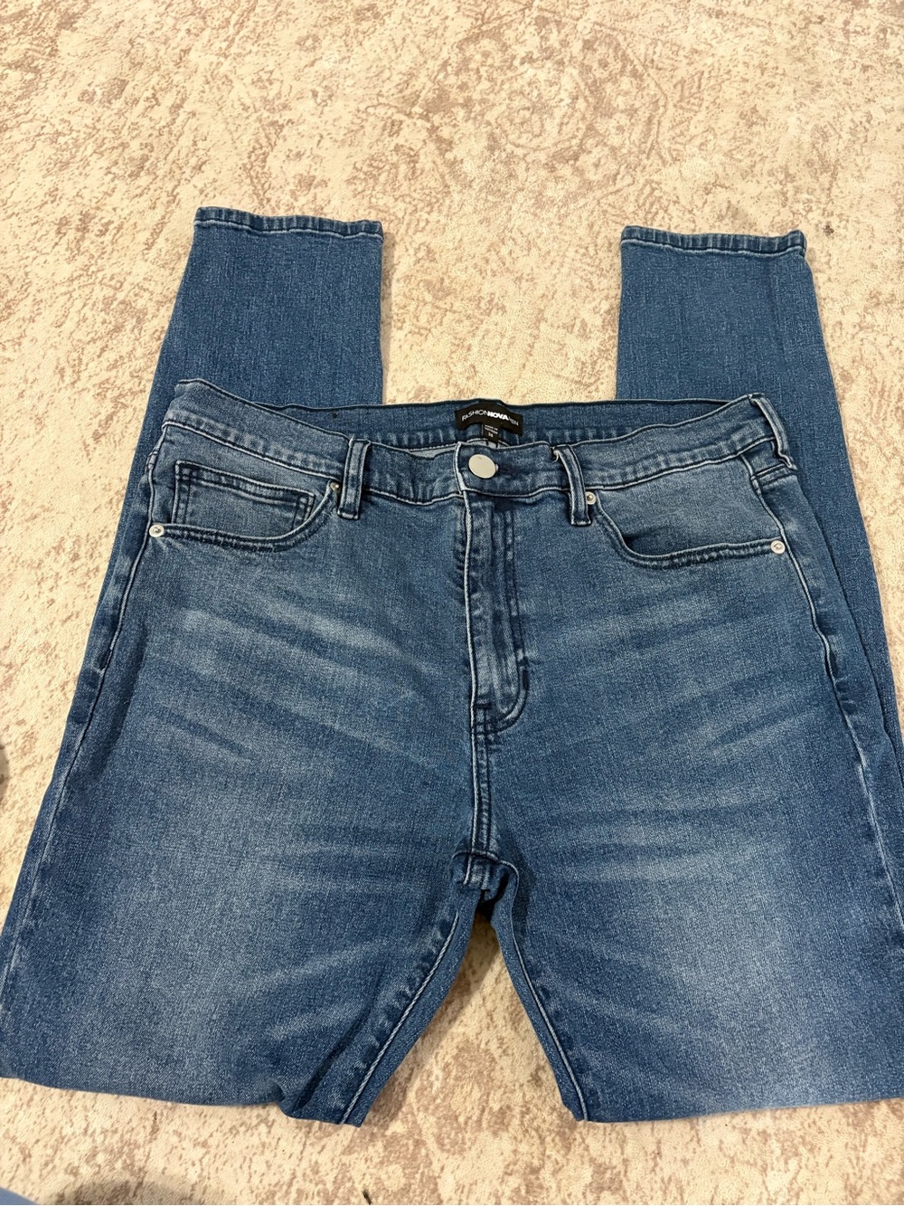 Fashion Nova Men’s Roman Skinny Jeans Size 36 Medium Wash Blue Denim - Picture 2 of 3